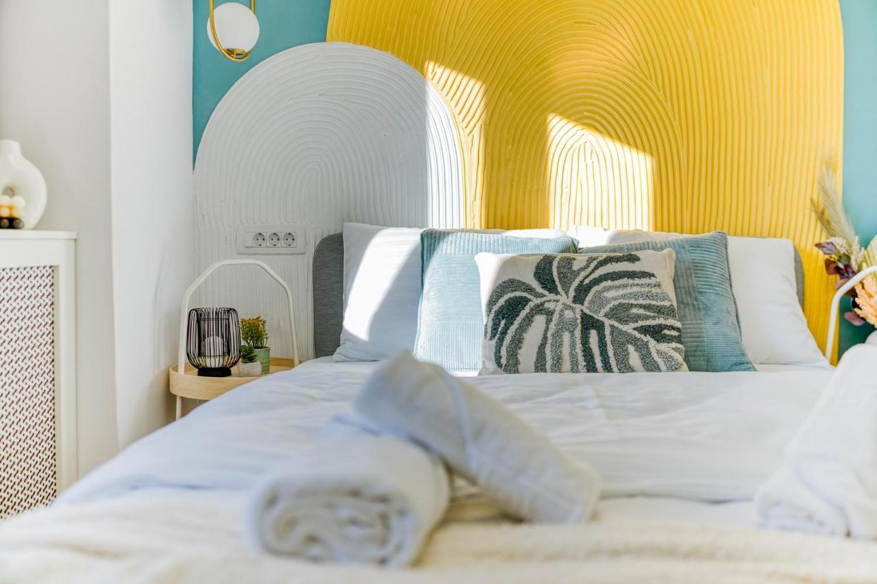 Hi Apartment Bucureşti Ngoại thất bức ảnh
