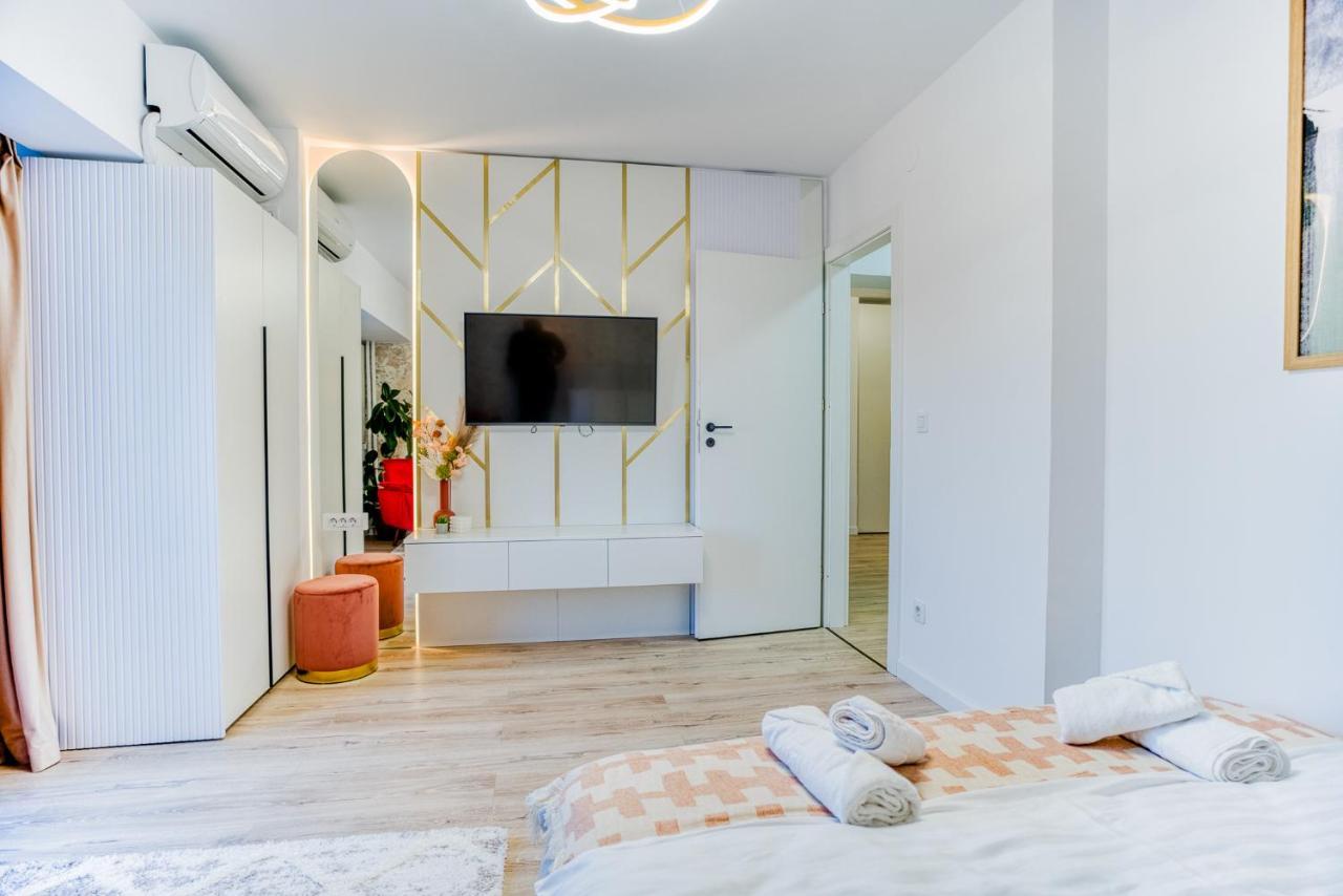 Hi Apartment Bucureşti Ngoại thất bức ảnh