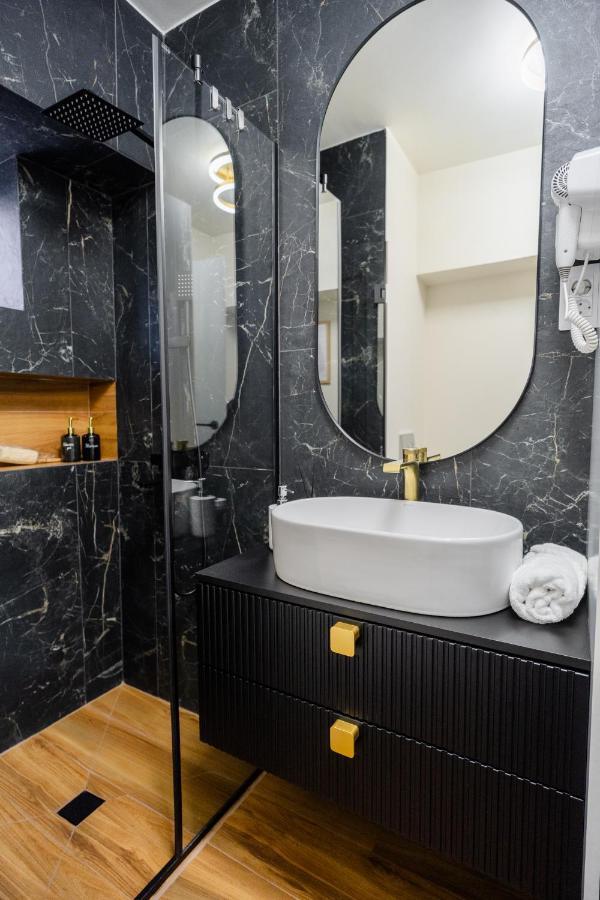 Hi Apartment Bucureşti Ngoại thất bức ảnh