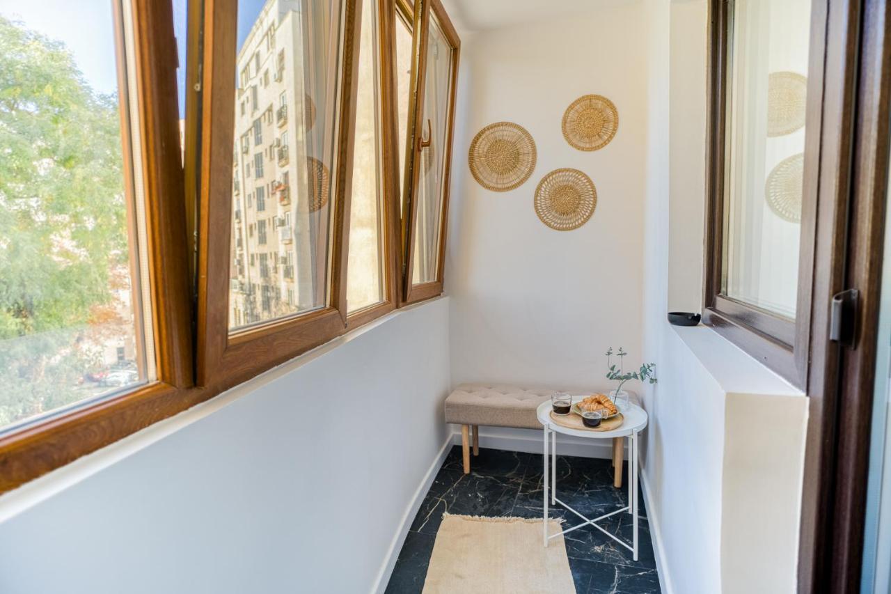 Hi Apartment Bucureşti Ngoại thất bức ảnh